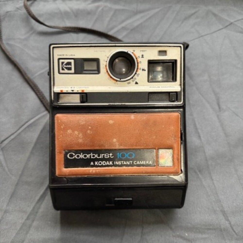 Vintage 1978 Kodak Colorburst 100 Instant Film Camera UNTESTED Parts or Repair
